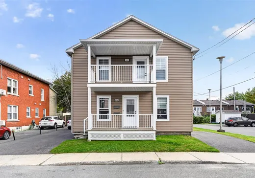 Duplex à vendre - 550-552 Rue du Moulin, Drummondville, J2B5P6