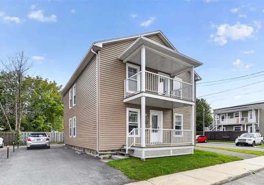 Duplex à vendre - 550-552 Rue du Moulin, Drummondville, J2B 5P6