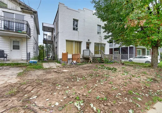 Triplex à vendre - 56-60 Rue Daniel-Johnson, Danville, J0A1A0