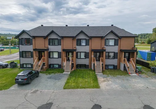 4-Plex for sale - 390-396 Rue du Roi, Val des Sources, J1T1S8