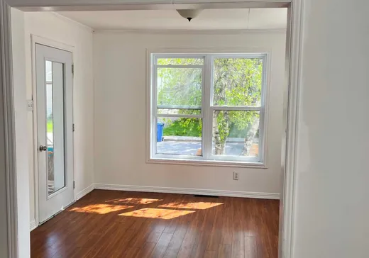 Duplex for Sale - 120-122 Rue Decelles, Granby, J2G 7P4
