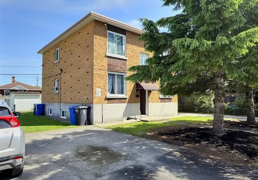 4-Plex for Sale - 172-176 Rue Groulx, Sainte-Anne-des-Plaines, J0N 1H0