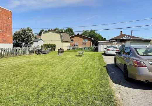 4-Plex for Sale - 172-176 Rue Groulx, Sainte-Anne-des-Plaines, J0N 1H0