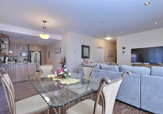 Triplex for sale - 11230-11234 Av. de Paris, Montreal (North), H1H4L1
