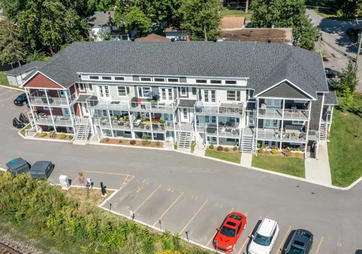5-Plex à vendre - 121-149 5e Avenue, Vaudreuil-Dorion, J7V 3N8