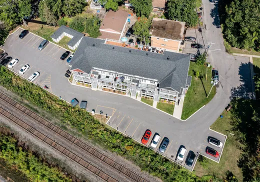 5-Plex à vendre - 121-149 5e Avenue, Vaudreuil-Dorion, J7V 3N8