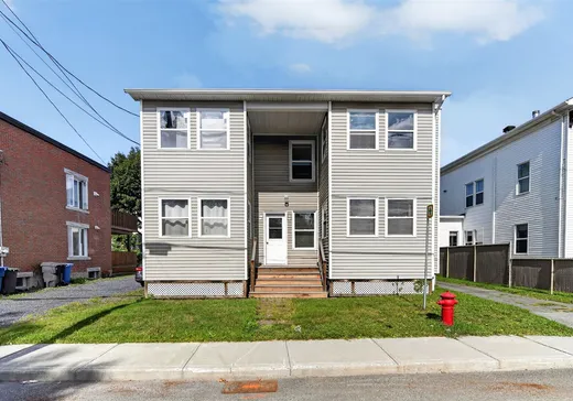 4-Plex for sale - 40-42 Rue Laval S., Granby, J2G7G3
