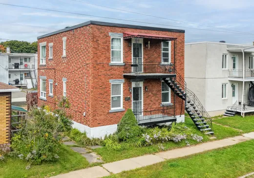 Duplex for Sale - 3233-3235 Av. St-Denis, Shawinigan, G9N 4Y7