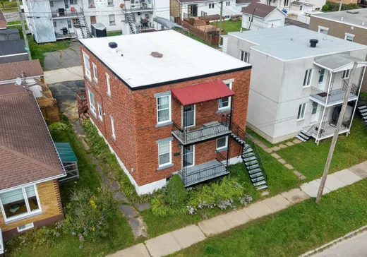 Duplex for Sale - 3233-3235 Av. St-Denis, Shawinigan, G9N 4Y7