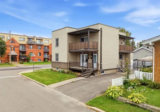 Duplex à vendre - 2605-2615 Av. Sylva-Clapin, Saint-Hyacinthe, J2S 5T7