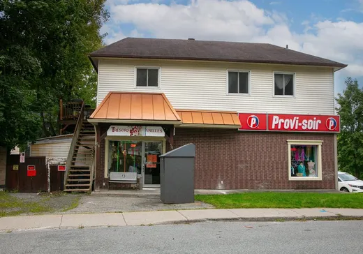 Duplex à vendre - 56-58 Rue du Curé-LaRocque, Sherbrooke, J1C 0T2