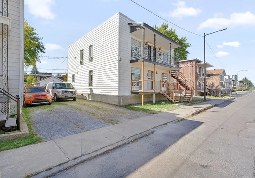 Triplex à vendre - 279-281B Av. Turcotte, Vanier, G1M 1R1