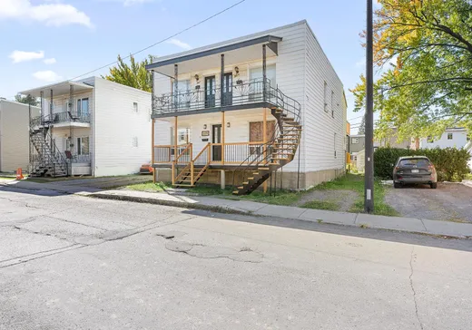 Triplex à vendre - 279-281B Av. Turcotte, Vanier, G1M 1R1