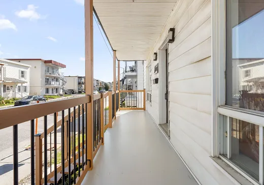 Triplex à vendre - 279-281B Av. Turcotte, Vanier, G1M 1R1