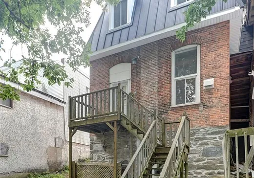 Duplex à vendre - 5700-5702 Rue Foster, Waterloo, J0E 2N0