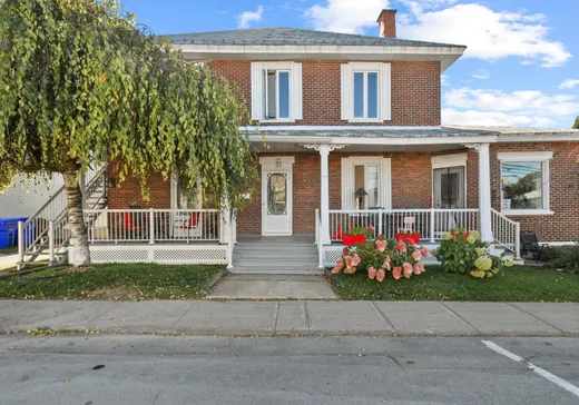 Triplex à vendre - 1A-3 Rue Venne, Saint-Jacques, J0K2R0