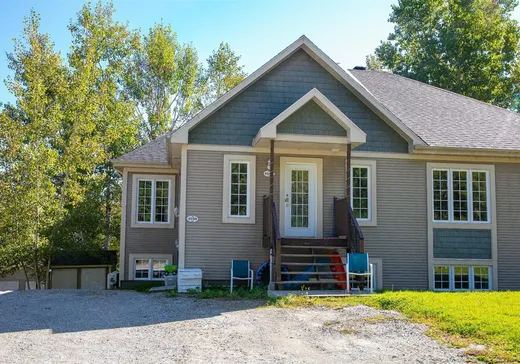 Duplex à vendre - 4596-4598 Rue Louis-Beaupré, Sherbrooke, J1N 4H1