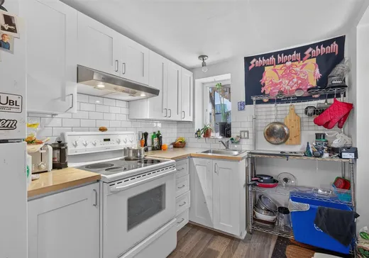 5-Plex à vendre - 549-553 1/2 Av. des Oblats, Ville de Québec, G1N 1V8