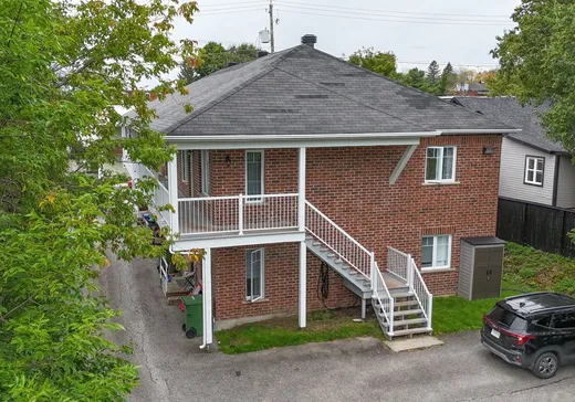 5-Plex à vendre - 390 Rue de l'Assomption, Sherbrooke, J1E 2L7