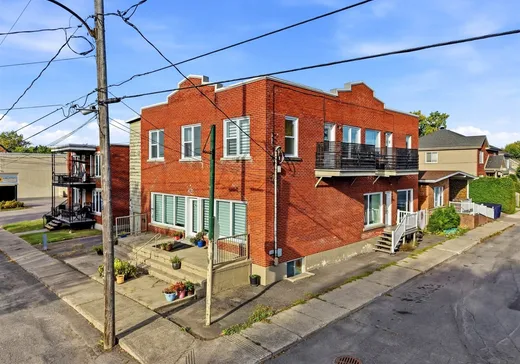 Triplex à vendre - 83-85 Av. Plamondon, Drummondville, J2C 3V9