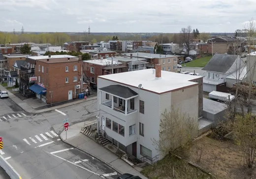 4-Plex à vendre - 2584-2594 Av. St-Marc, Shawinigan, G9N 2K1
