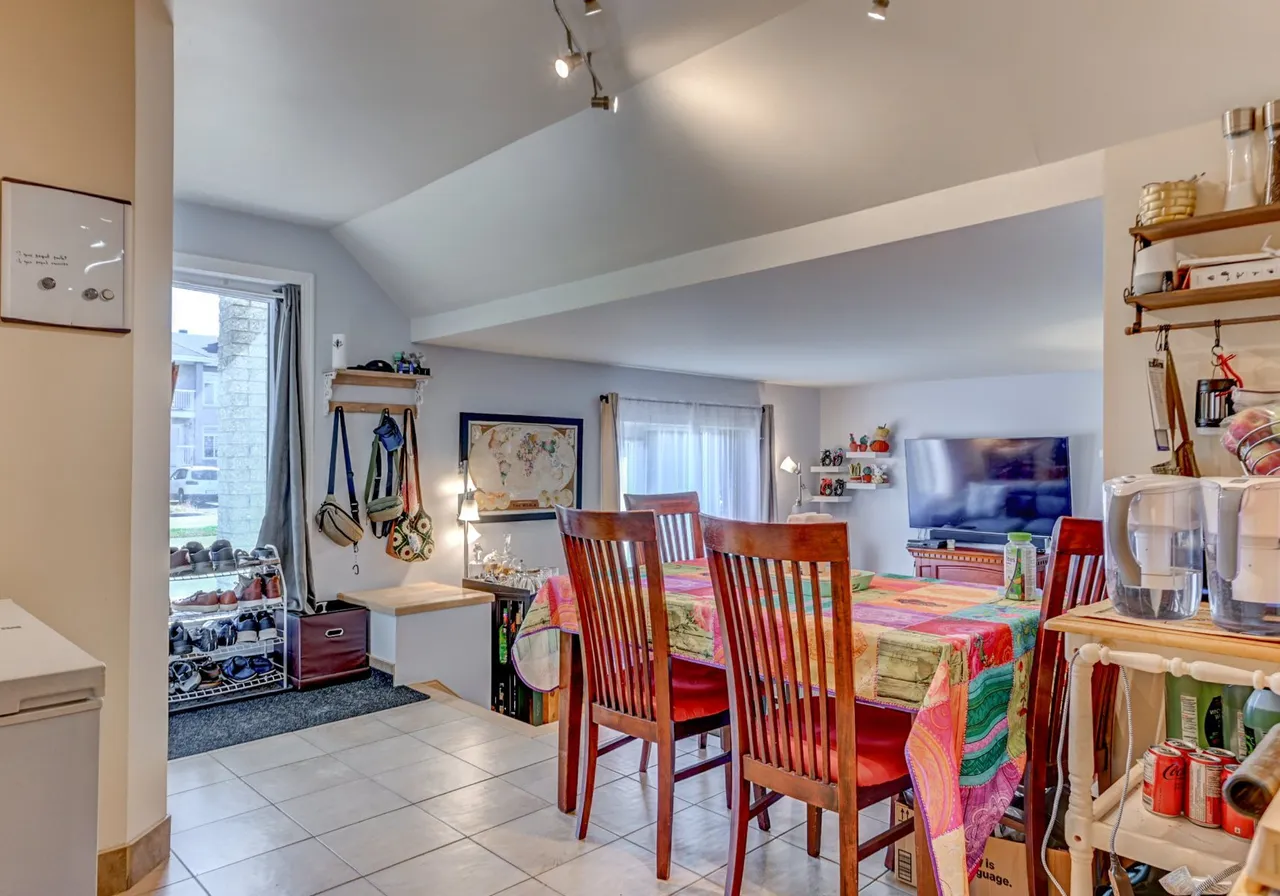 826-826A Boul. de Deux-Montagnes — photo 3