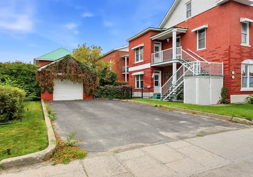 Duplex for Sale - 439-441 Rue Heriot, Drummondville, J2B 1B4