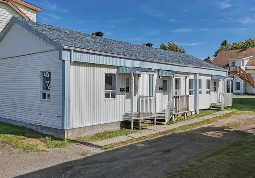 Triplex for Sale - 237-241 Rue St-Jean-Baptiste O., Rimouski, G5L 4J6