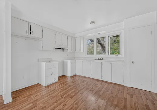 4-Plex à vendre - 9323-9327 Boul. Ste-Anne, Sainte-Anne-de-Beaupré, G0A 3C0
