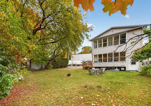 Duplex à vendre - 1A-1B Rue Alice, Victoriaville, G6P 3H3