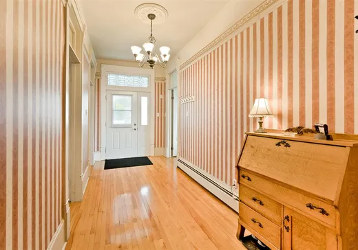 4-Plex à vendre - 47-49 Rue St-Georges, Windsor, J1S 1J2
