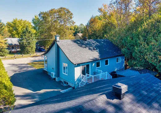 Duplex for Sale - 1069A-1071A Rue Suppère, Mont-Tremblant, J8E 3J3