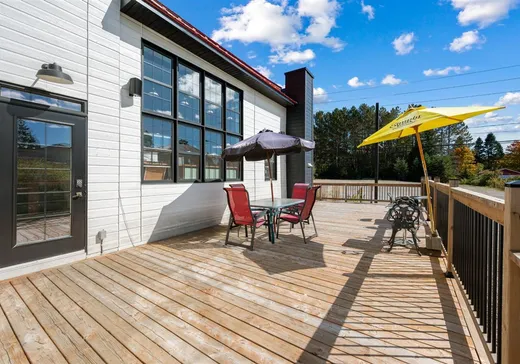 5-Plex à vendre - 2053 Ch. de Ste-Lucie, Ste-Lucie, J0T 2J0