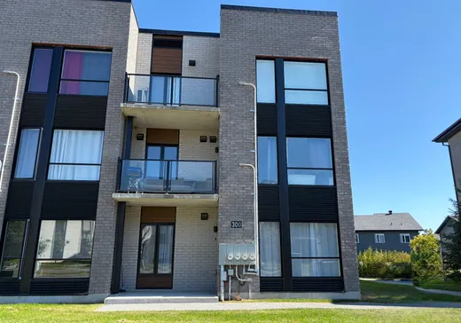 4-Plex à vendre - 300 Av. de l'Hippodrome, Gatineau, J9H0L5
