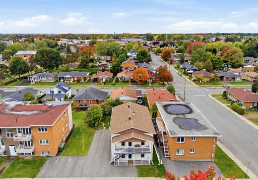 Duplex à vendre - 95-99 Boul. des Pins, Drummondville, J2C 1P8