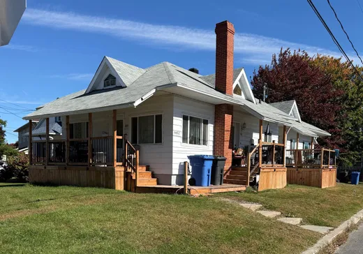 Duplex for Sale - 6652 Route Marie-Victorin, Massueville, J3R 1S2