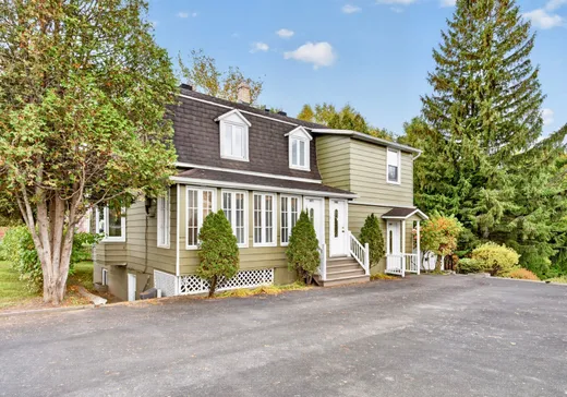 Triplex à vendre - 3467-3471 Av. St-Augustin, Breakeyville, G6Z 8G6