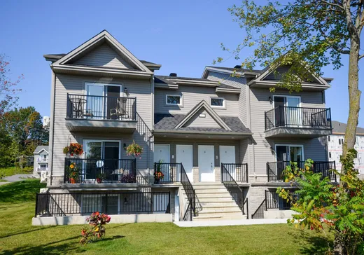 5-Plex à vendre - 1662 Rue du Tournesol, Saint-Lazare, J7T3M6