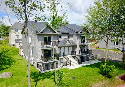 5-Plex à vendre - 1662 Rue du Tournesol, Saint-Lazare, J7T 3M6