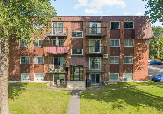 5-Plex for Sale - 2725-2775 Boul. des Érables, Massueville, J3R 5B7