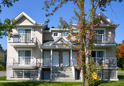 5-Plex à vendre - 1626 Rue du Tournesol, Saint-Lazare, J7T3M6