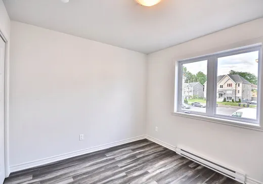 5-Plex à vendre - 1650 Rue du Tournesol, Saint-Lazare, J7T 3M6
