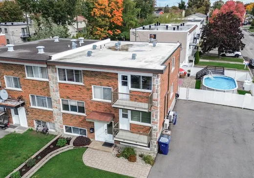 4-Plex à vendre - 1910-1912 Rue de Lombardie, Laval (Vimont), H7M 2W1