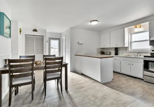 Duplex for Sale - 236-238 Rue de l'Aréna, Magog, J1X 2M8