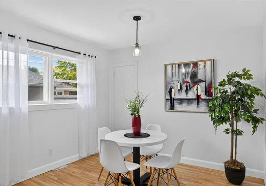 Duplex for Sale - 303-305 Boul. Mauricien, Pointe-Du-Lac, G9B 1E4