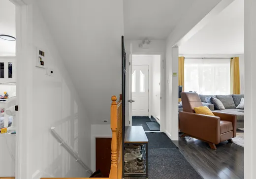 Duplex à vendre - 9023-9027 Av. Christophe-Colomb, Montréal (Ahuntsic/Cartierville), H2M 1Z6