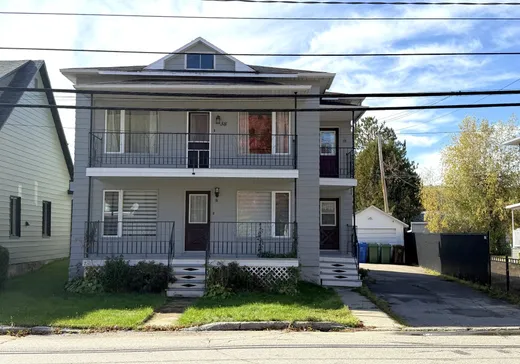 Duplex for Sale - 36-38 Rue Lapointe, La Malbaie, G4A 1A1