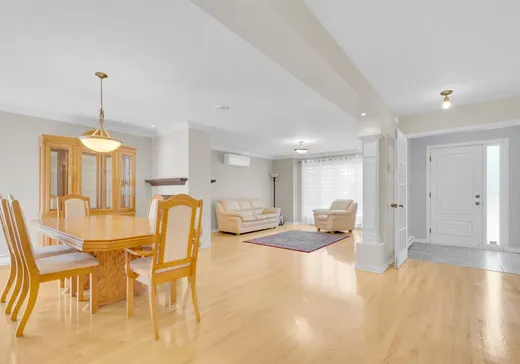 Duplex à vendre - 1920Z Rue des Patriotes, Laval (Sainte-Rose), H7L 2N8