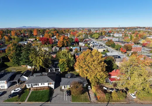 Triplex for Sale - 1341 Rue du St-Esprit, Sherbrooke, J1K 2K7