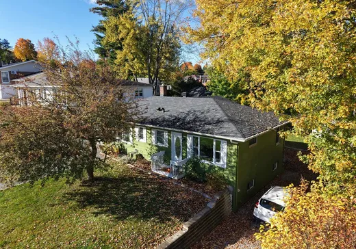 Triplex for Sale - 1341 Rue du St-Esprit, Sherbrooke, J1K 2K7